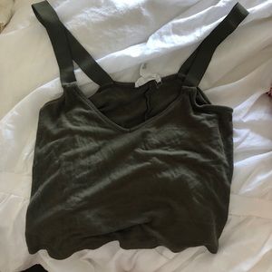 Green cropped tank top